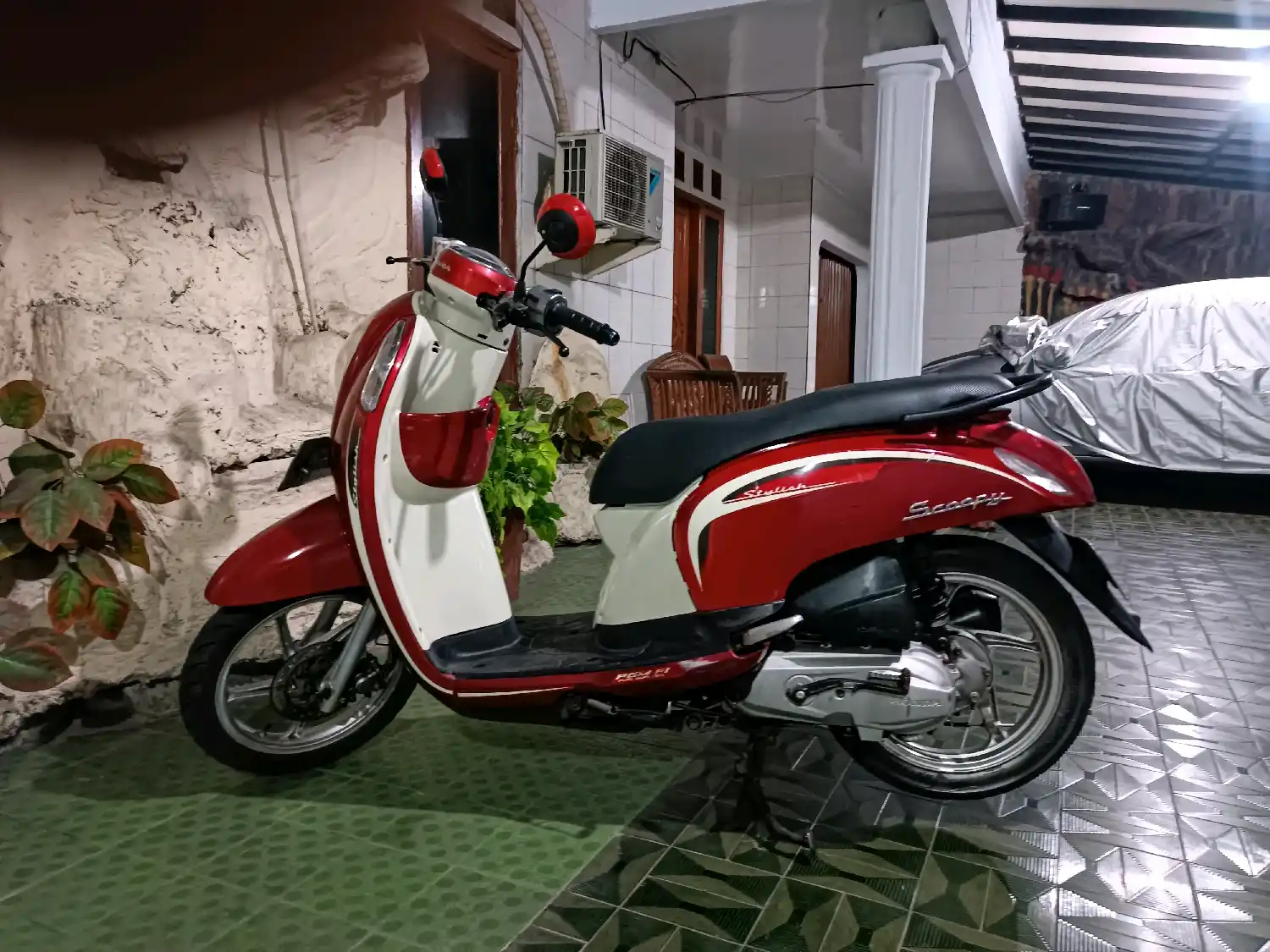 Honda Scoopy 2013