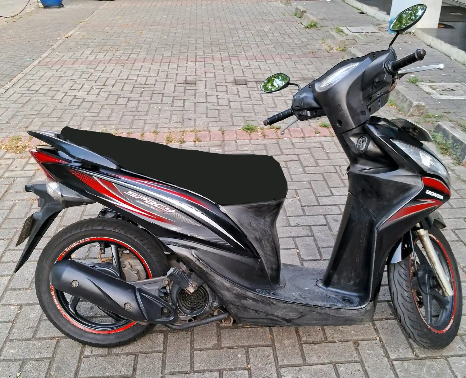Honda Spacy 2012