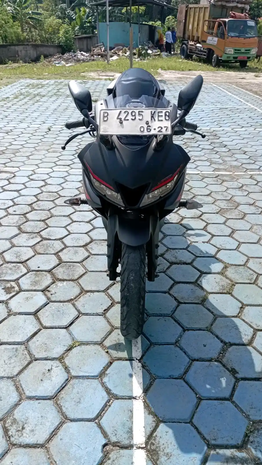 Yamaha YZF R15 2017