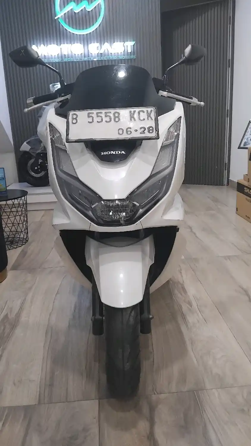 Honda PCX 2023