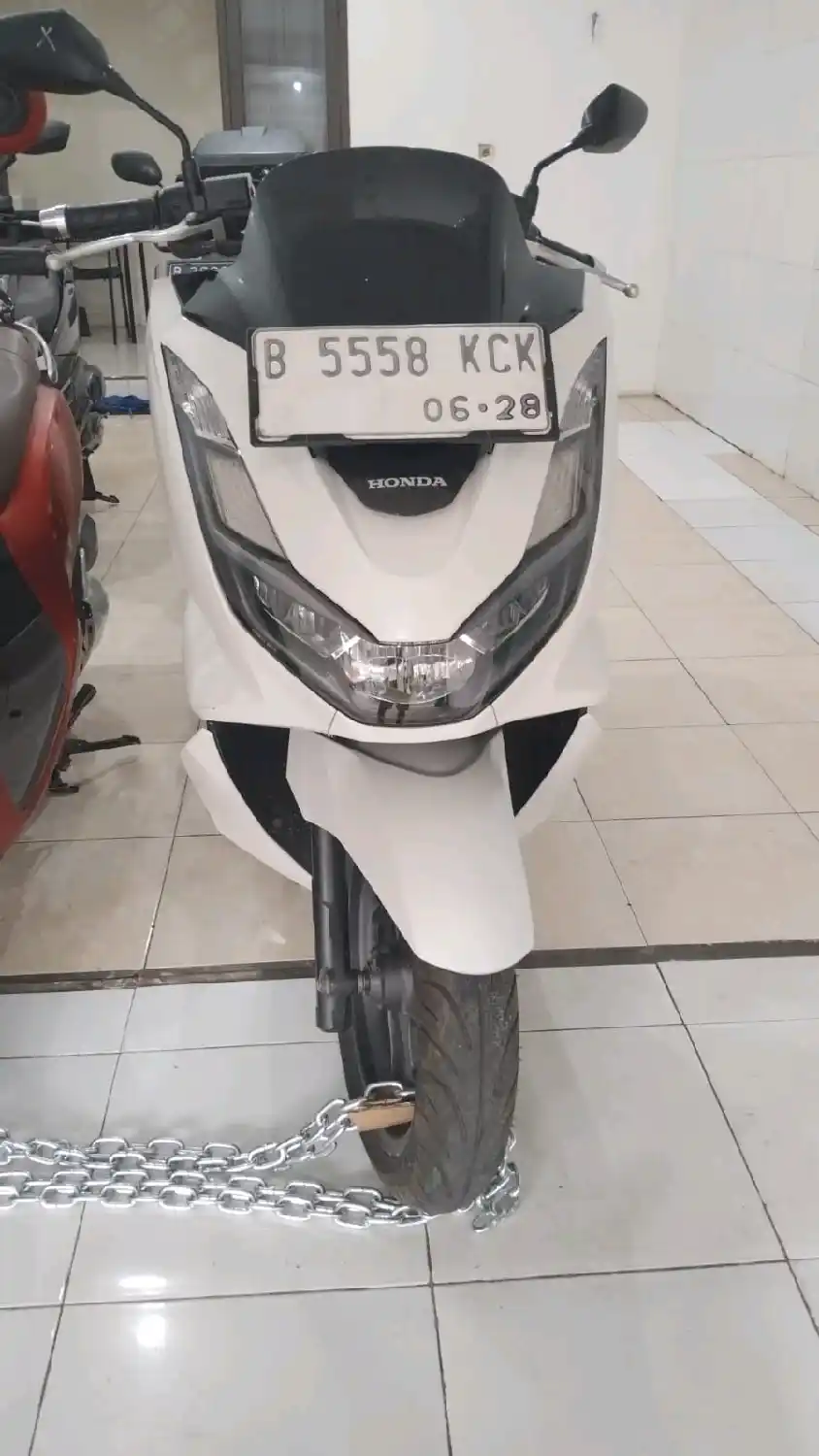 Honda PCX 2023